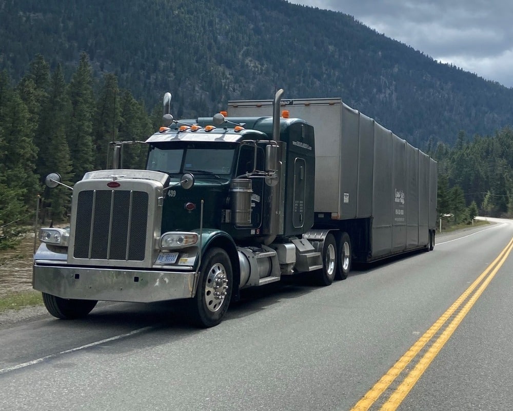 semi truck hauls through alaska heavy haul and specialized services
